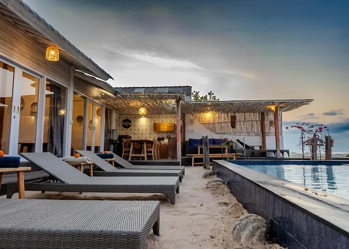 Villa Koral 3 Bedrooms Beachfront Lembongan