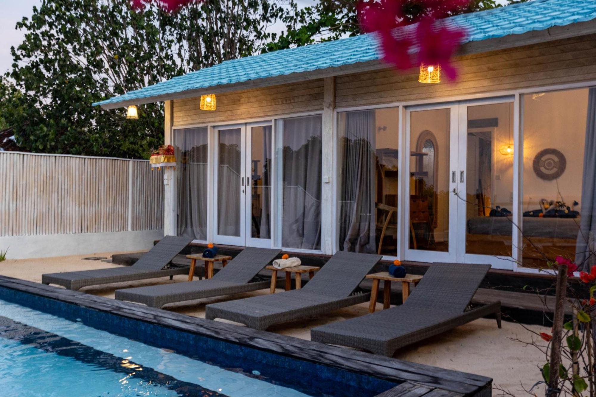 Koral 3 Bedrooms Beachfront Lembongan *