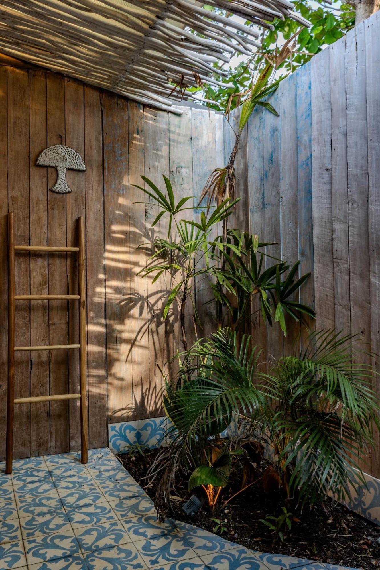 Villa Koral 3 Bedrooms Beachfront Lembongan Toyapakeh