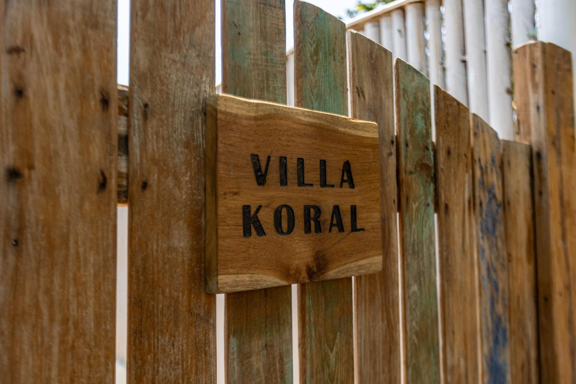 Koral 3 Bedrooms Beachfront Lembongan *