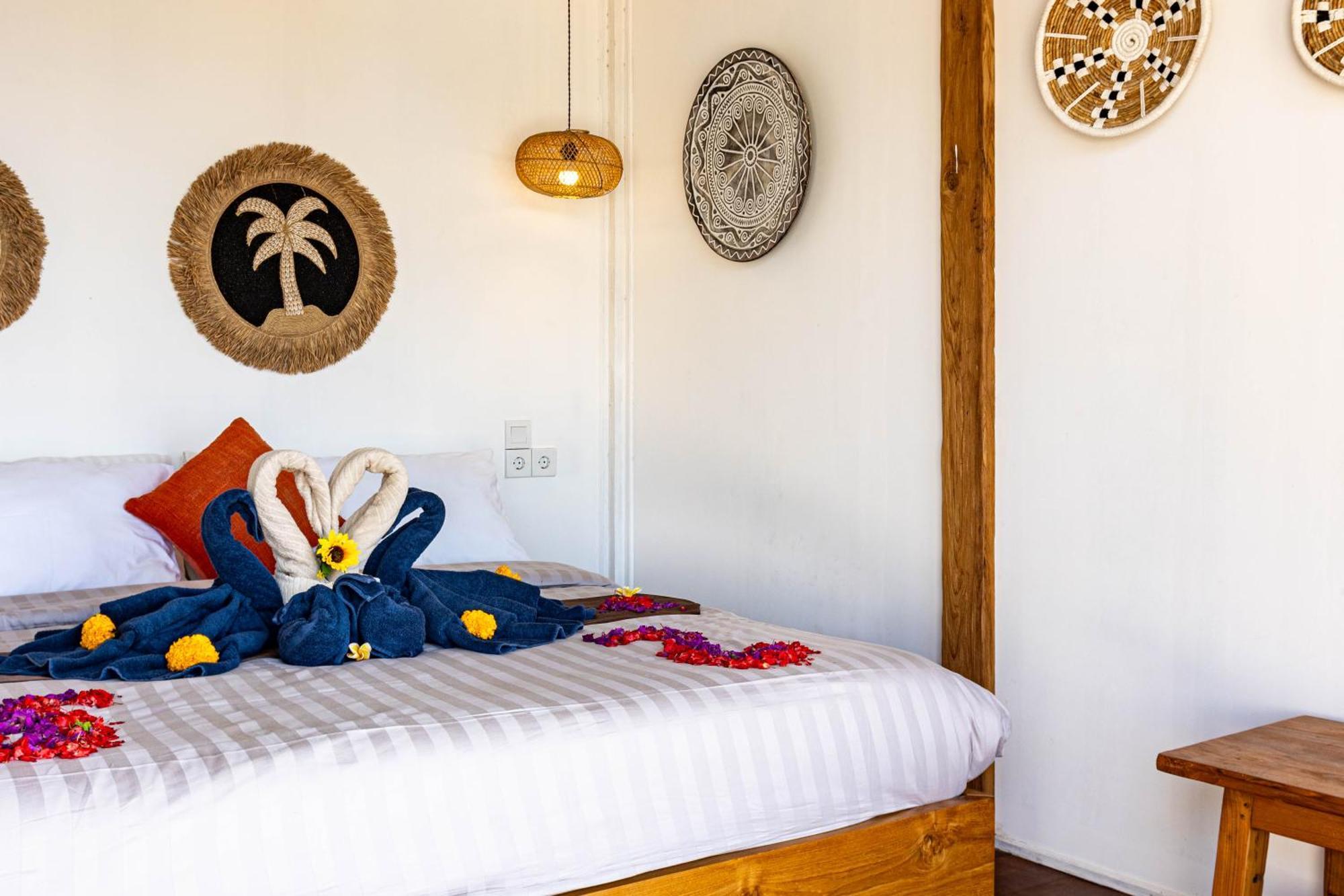 Koral 3 Bedrooms Beachfront Lembongan * Toyapakeh